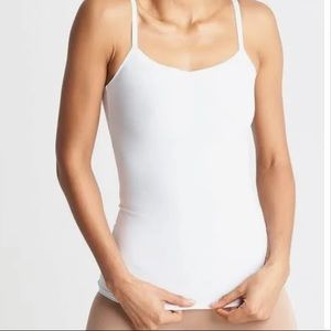 Yummy tank form fitting White